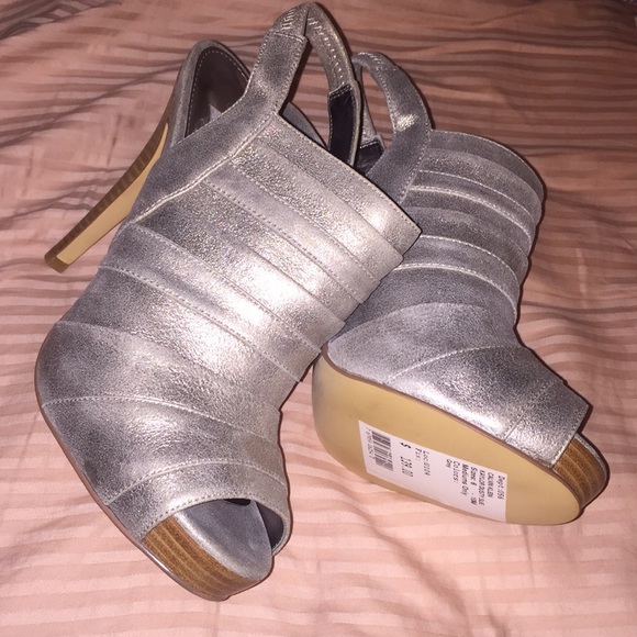 🛑 sold elsewhere - Picture 2 of 16